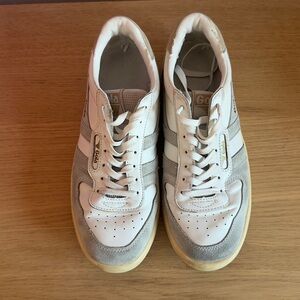 Gola Hawk White and Gray Trainers